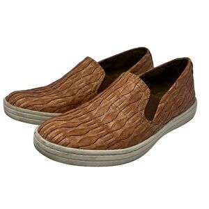 Sundance Tooled Leather Slip On Shoe Size 36